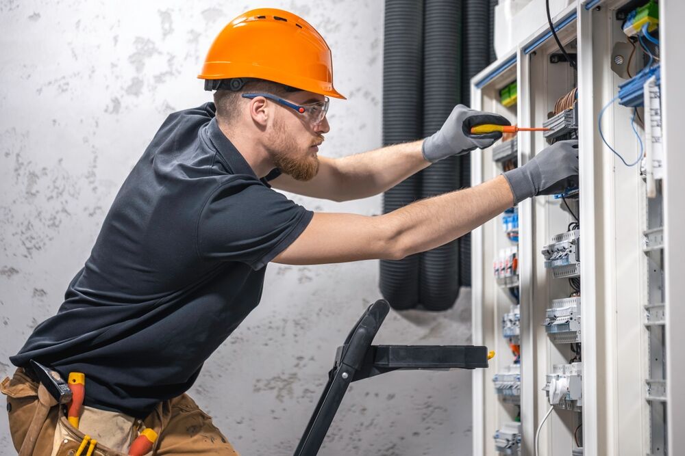 Emergency Electrician in Metuchen, NJ | First Choice Plumbing, Heating, Air Conditioning & Electrical